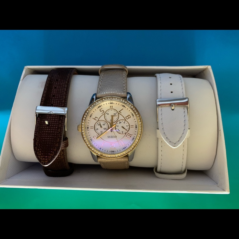 Guess Watch